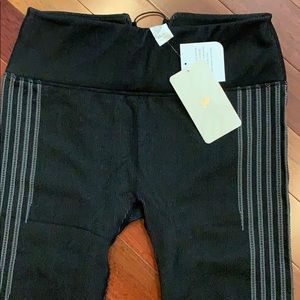 Fabletics Brand New Seamless Legging